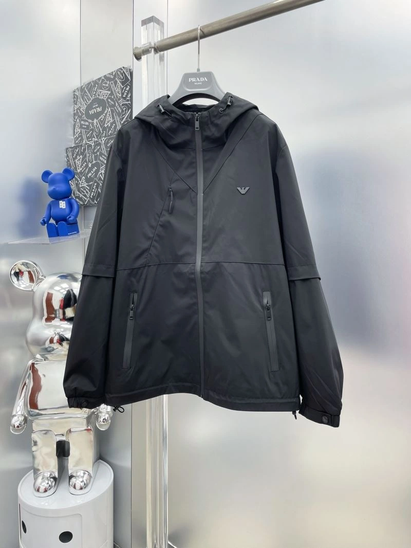 Breathable Armani Outwear 96110