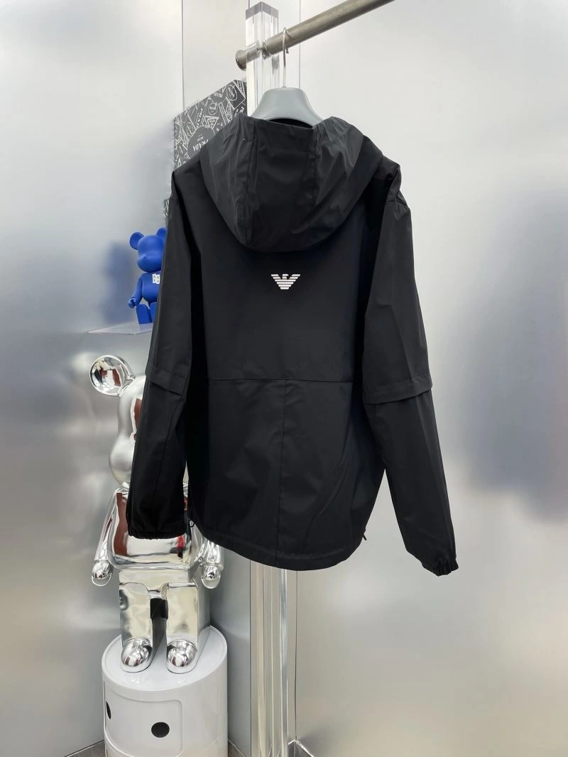 Breathable Armani Outwear 96110