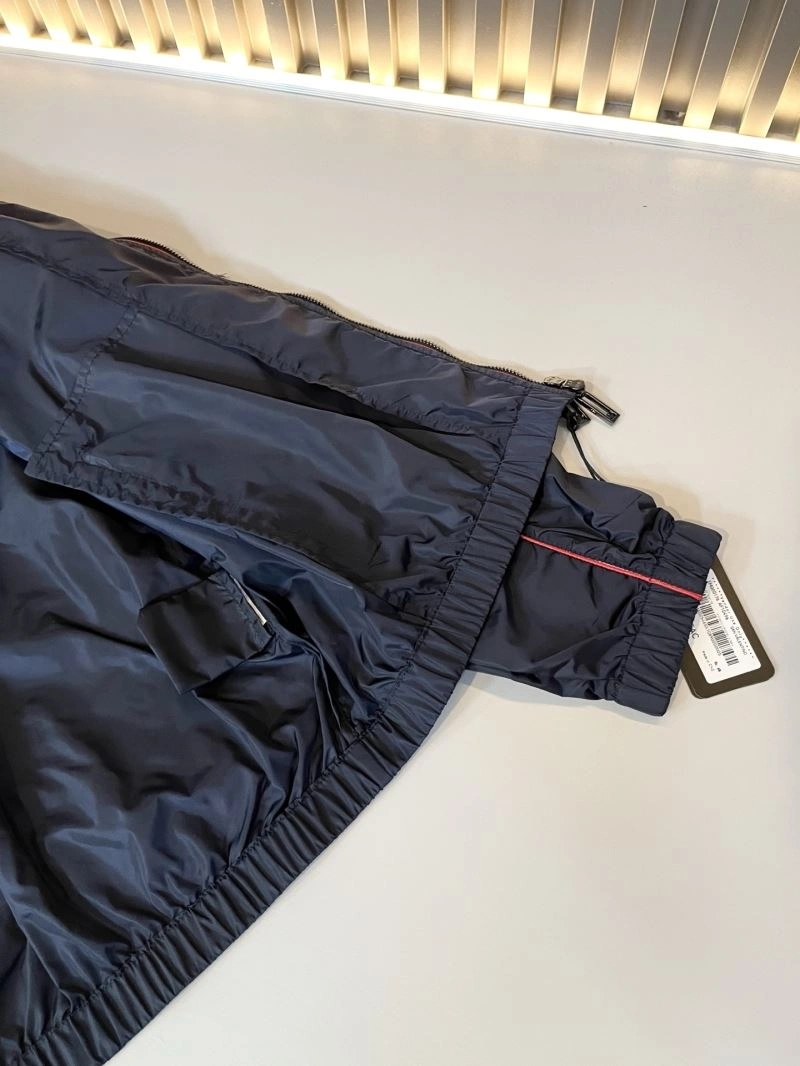 Armani Outwear Practical 96012