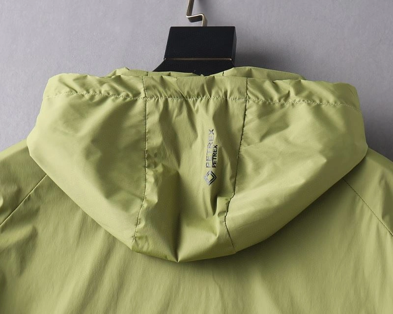 Comfortable Armani Outwear 95982