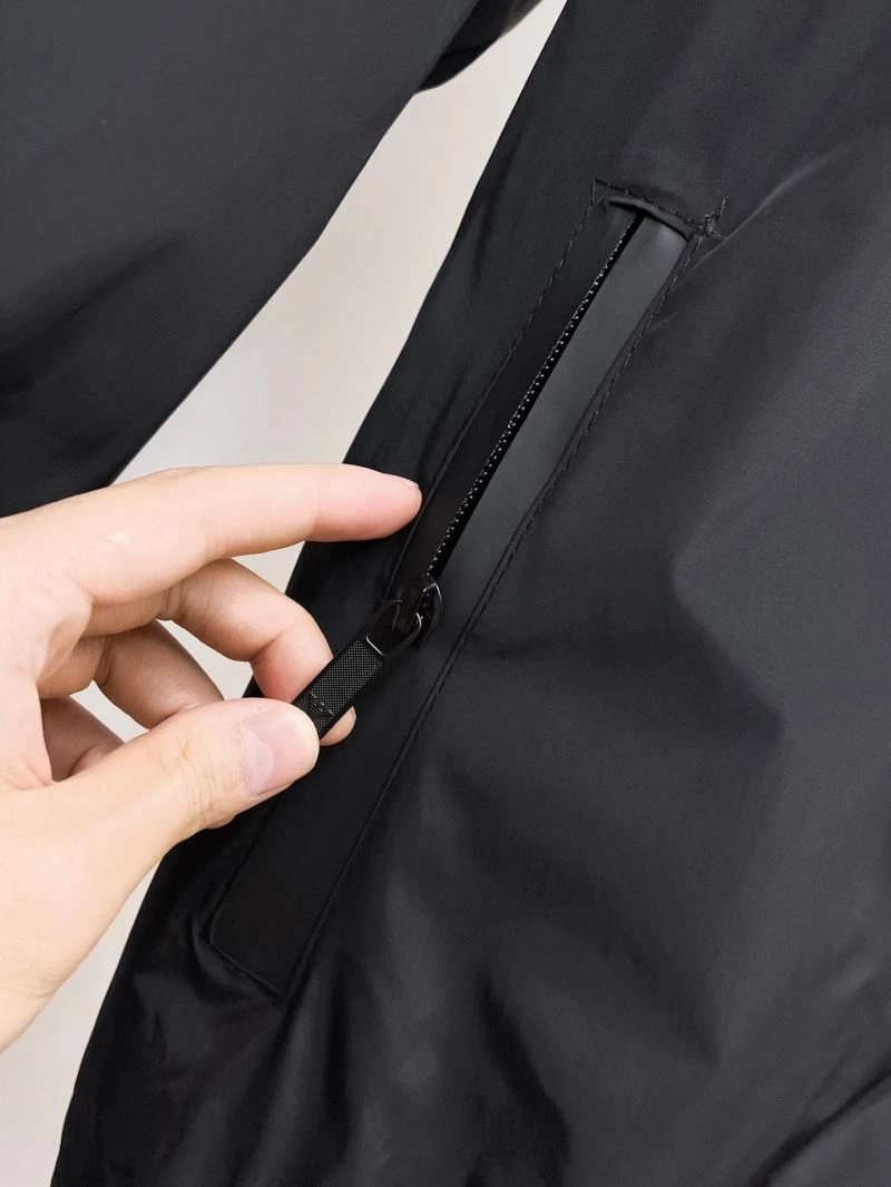 Refined Armani Outwear 95648