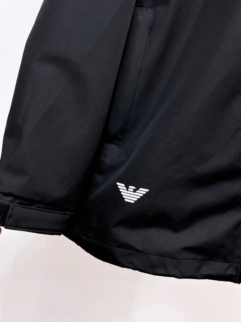 Supportive Armani Outwear 95646