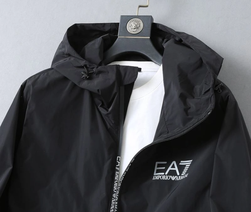 Lightweight Armani Outwear 95548