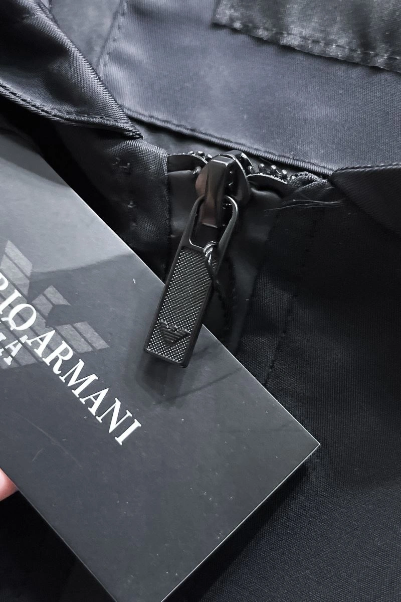 Sleek Armani Outwear 95530