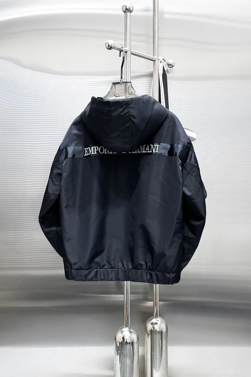 Sleek Armani Outwear 95530