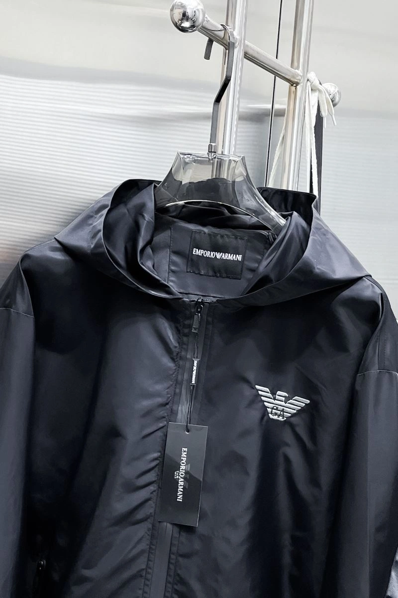 Sleek Armani Outwear 95530