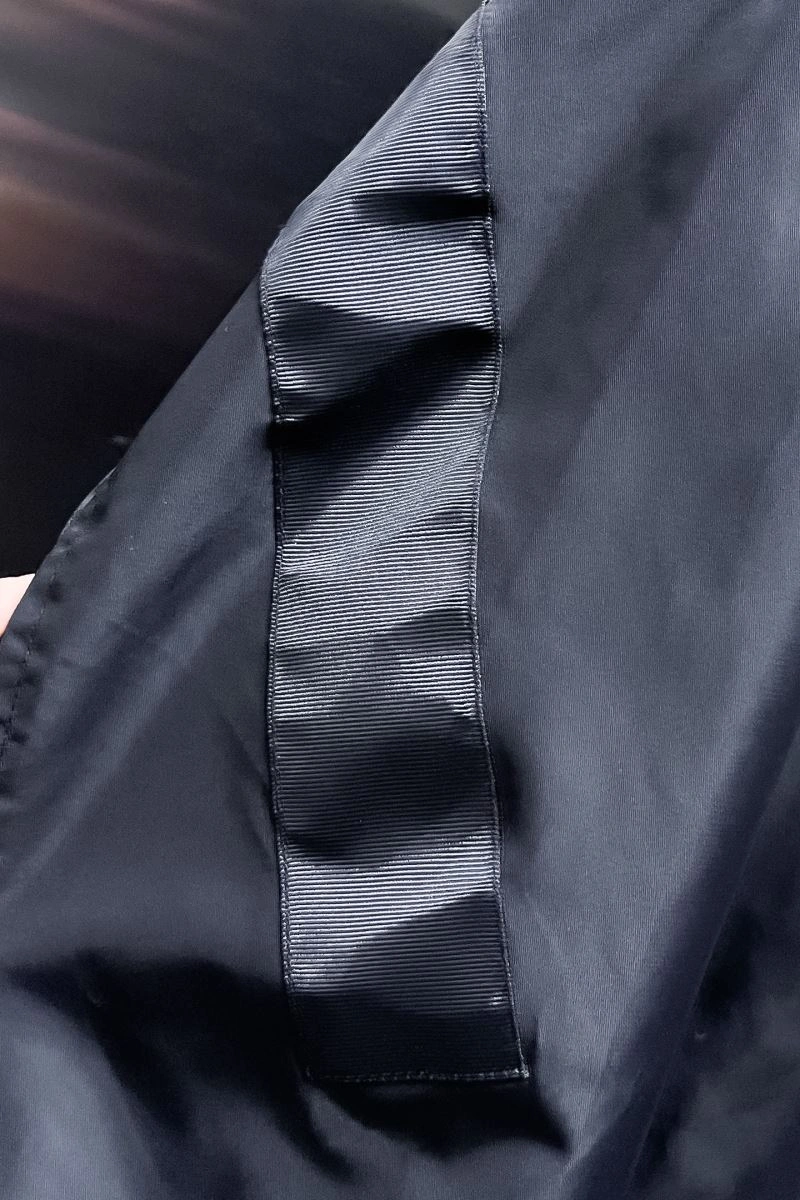 Sleek Armani Outwear 95530