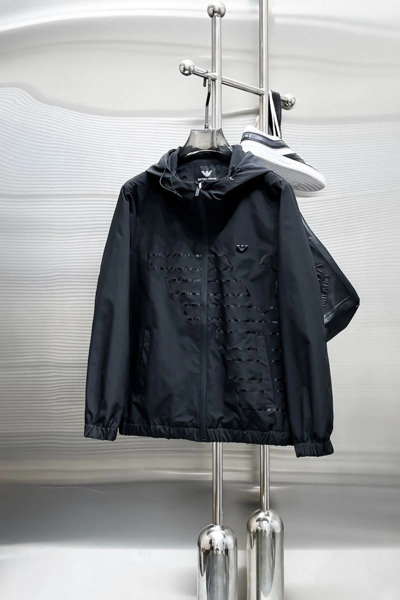 Durable Armani Outwear 95533