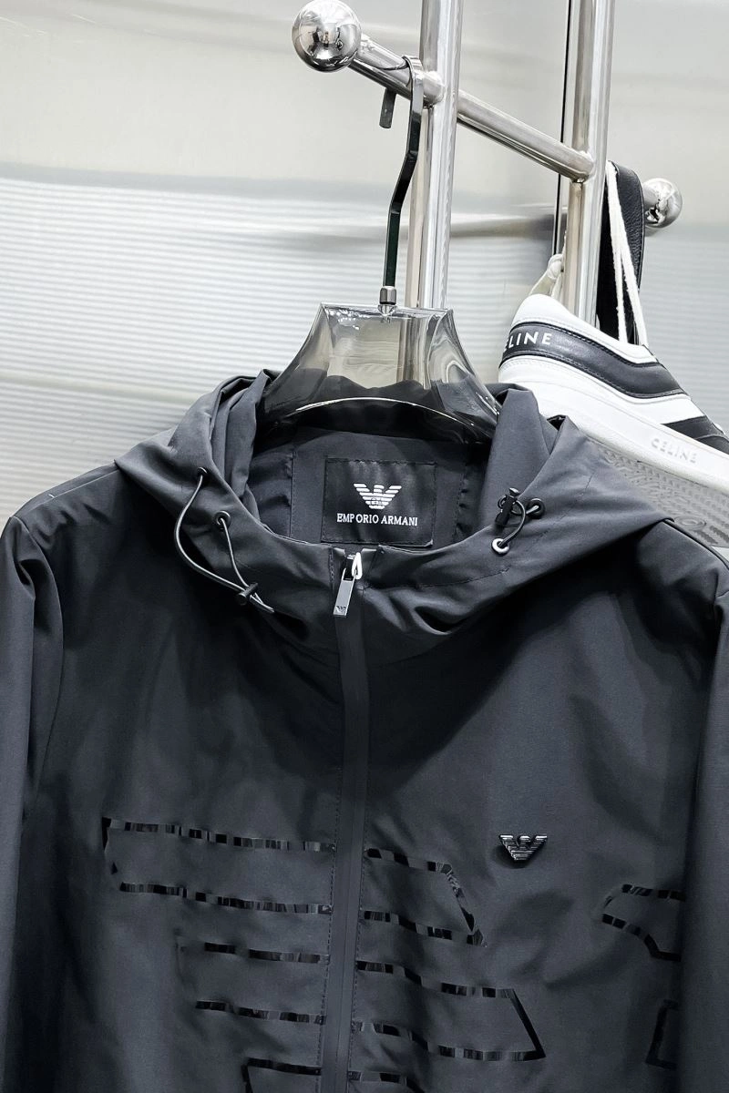 Durable Armani Outwear 95533
