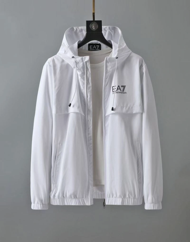 Supportive Armani Outwear 95529