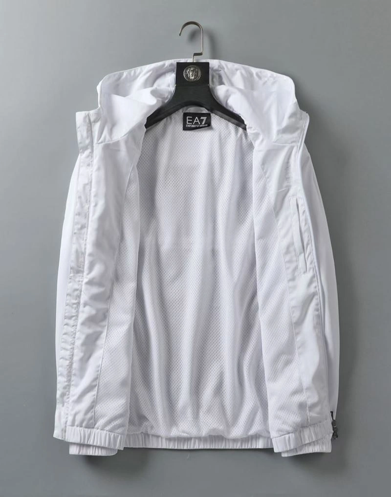Supportive Armani Outwear 95529