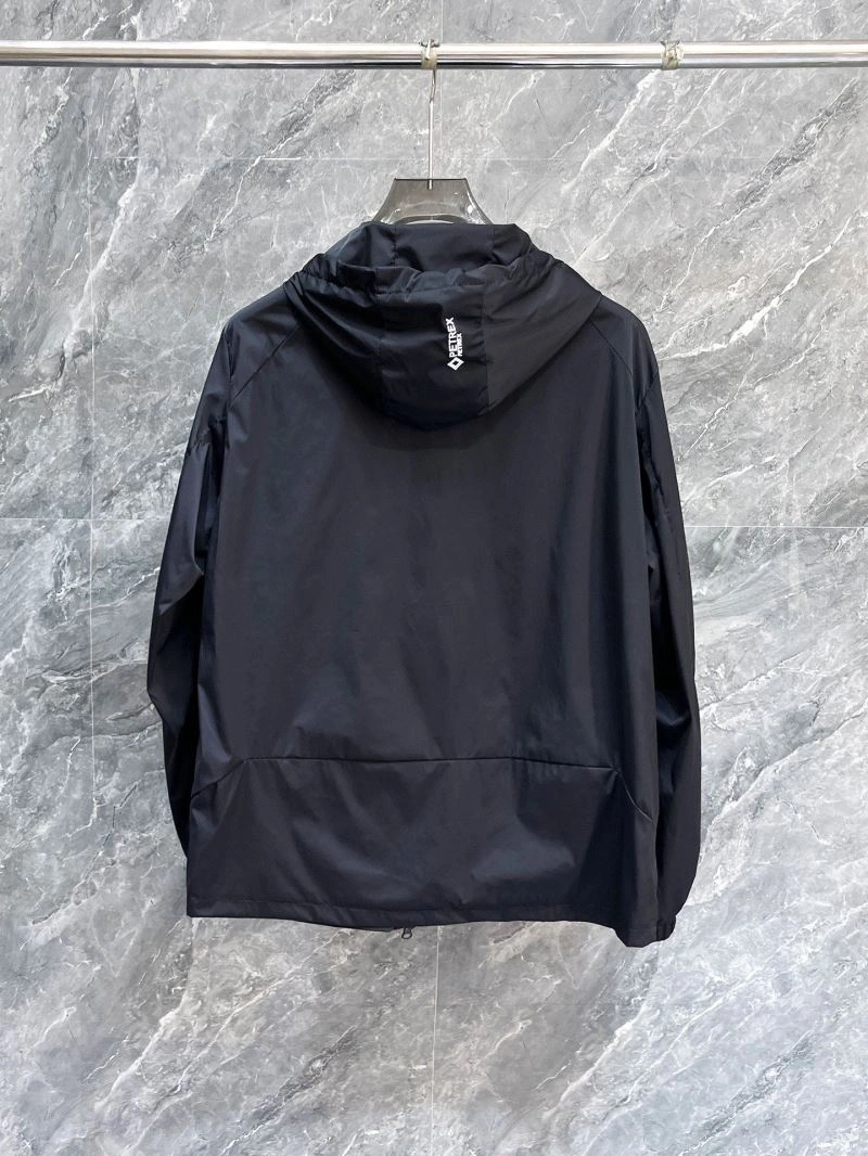 Armani Outwear FashionForward 95509
