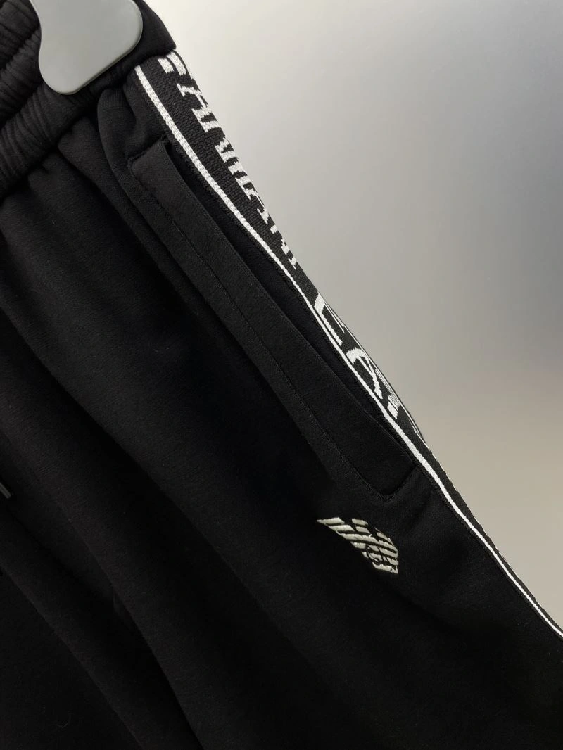 WellDesigned Armani Short Pants 96102