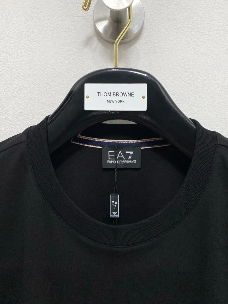 Elegant Armani T-Shirts 96089