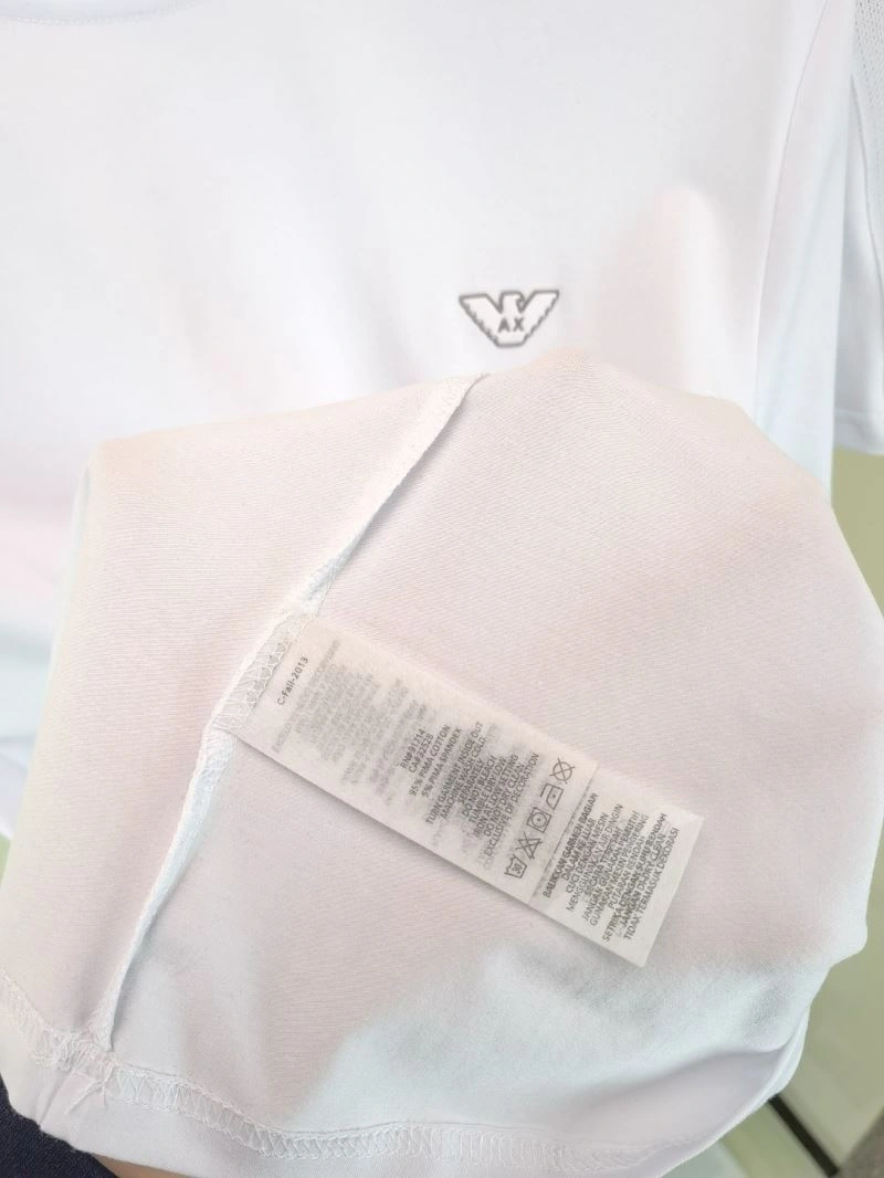 Snug Armani T-Shirts 96081