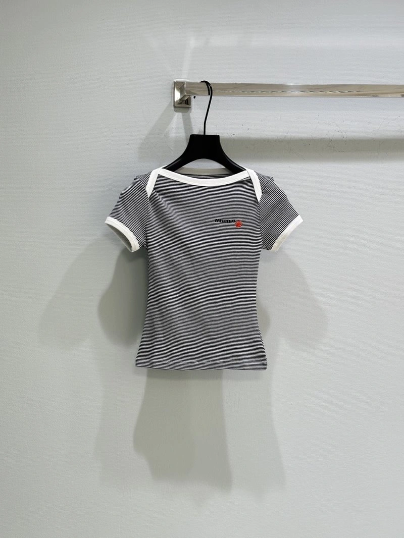 Bold Armani T-Shirts 95391
