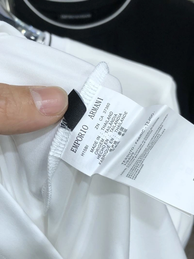 Packable Armani T-Shirts 95681