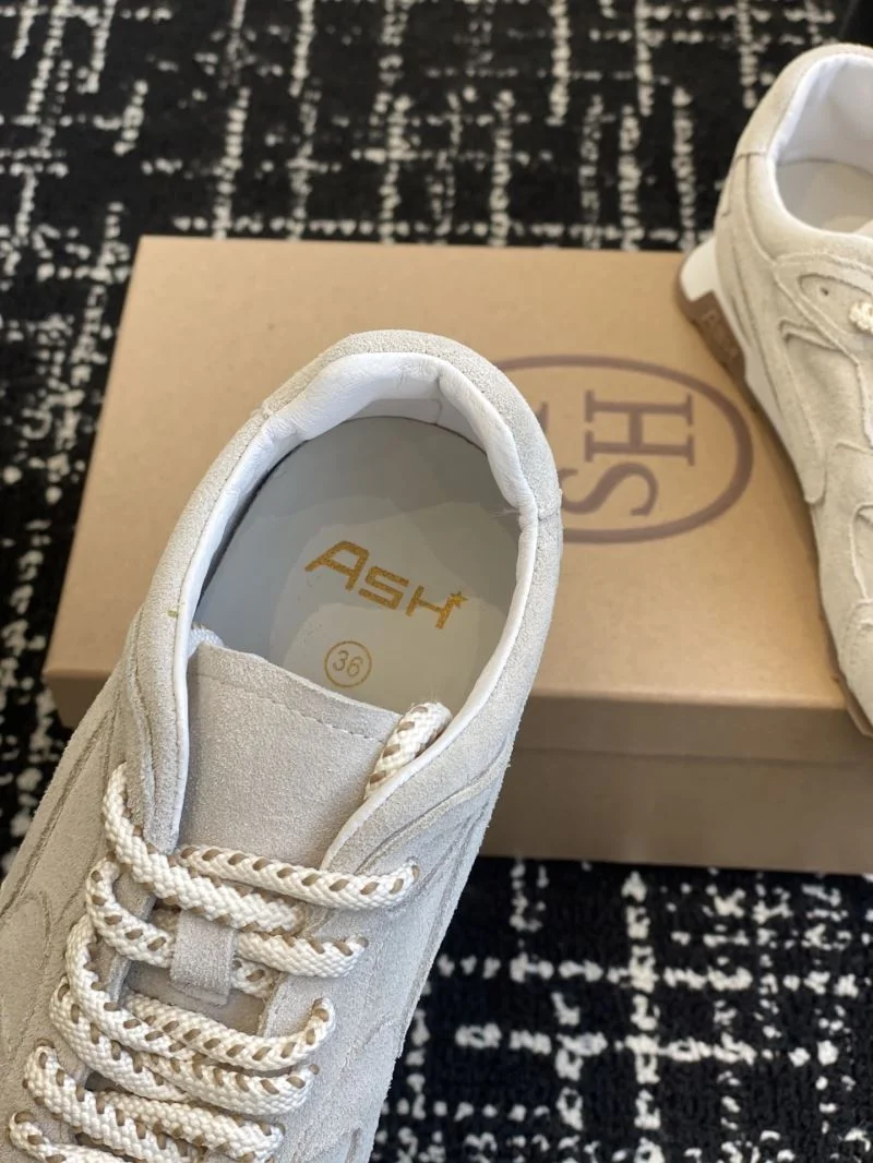 Versatile Ash Shoes 10539
