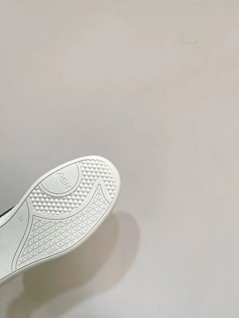 Durable Ash Shoes 10504