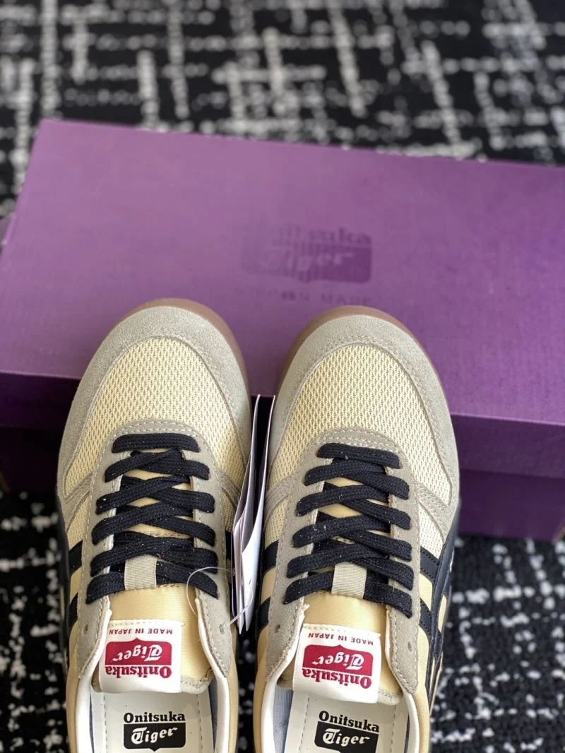 Asics Shoes Lightweight 6861