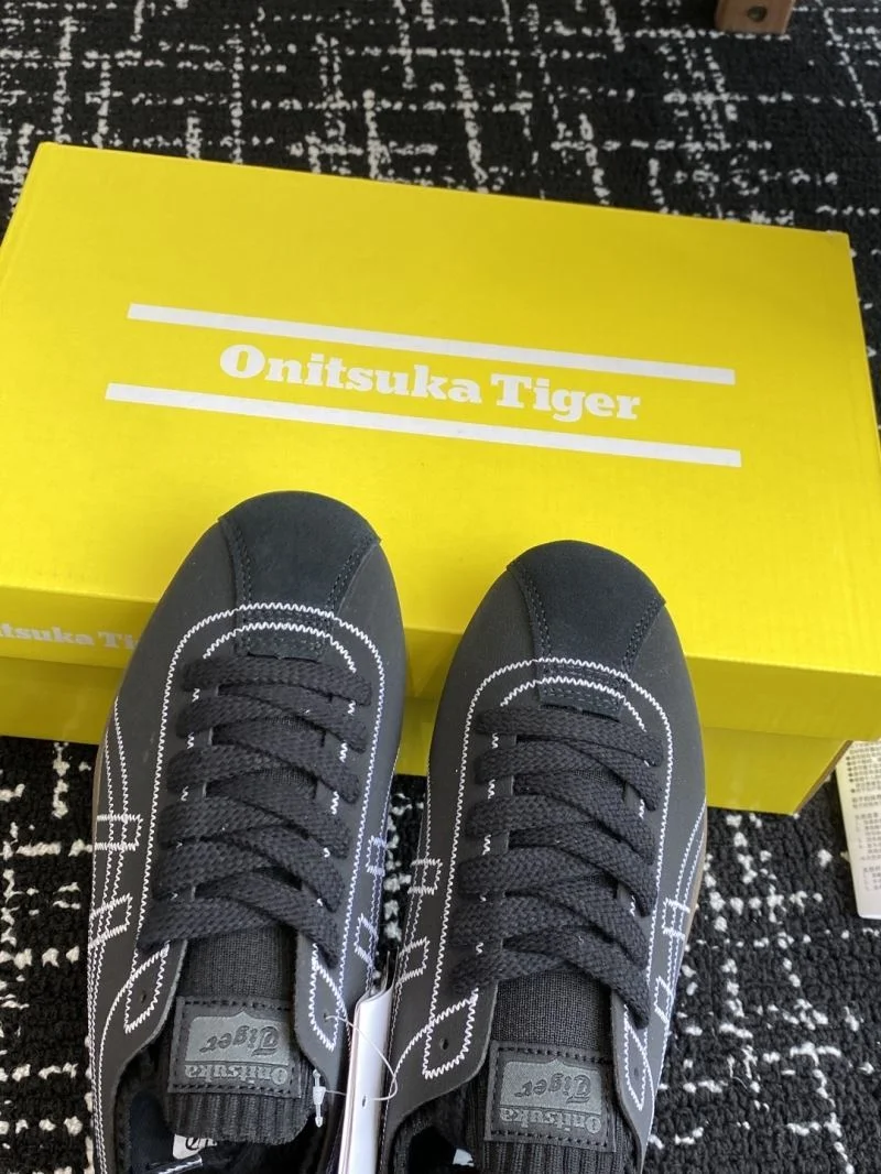 Asics Shoes Casual 6896