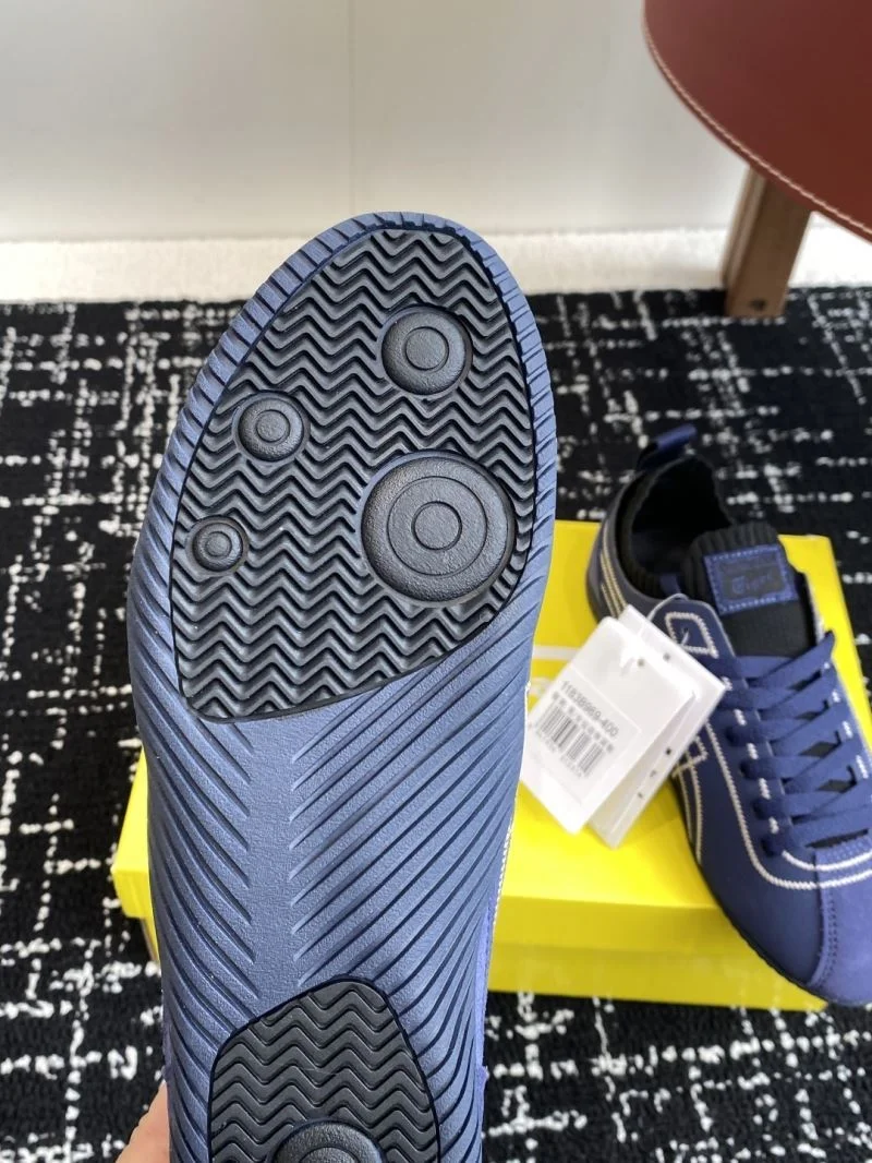 Supportive Asics Shoes 6872
