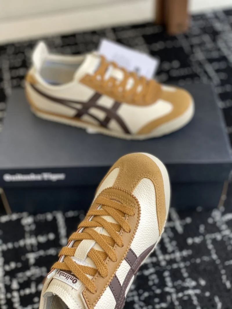 SportInspired Asics Shoes 6878
