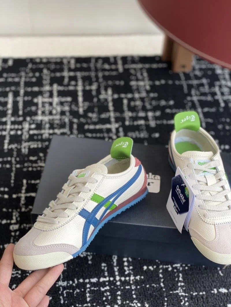 Asics Shoes OnTrend 6911