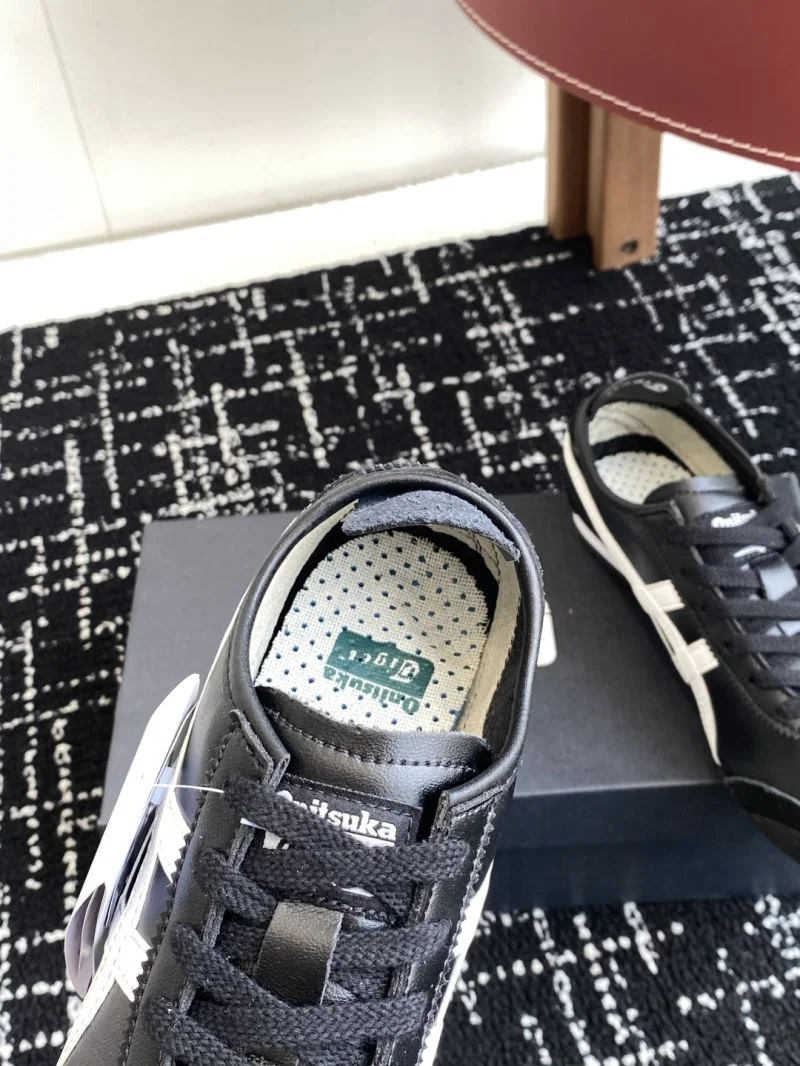 Asics Shoes Efficient 6890