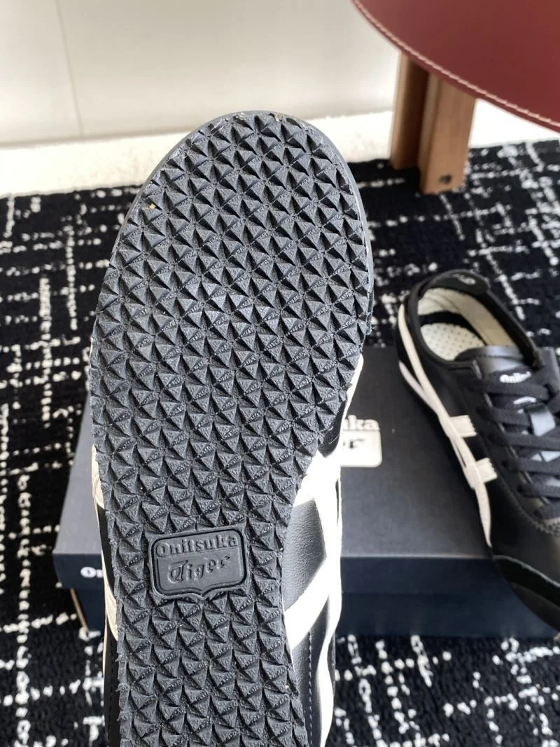 Asics Shoes Efficient 6890