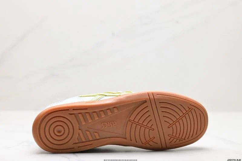 Stretchable Asics Shoes 3798