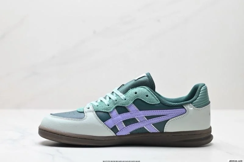 WellDesigned Asics Shoes 3795