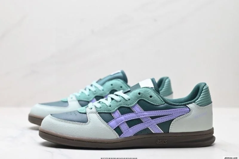 WellDesigned Asics Shoes 3795