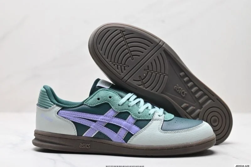 WellDesigned Asics Shoes 3795