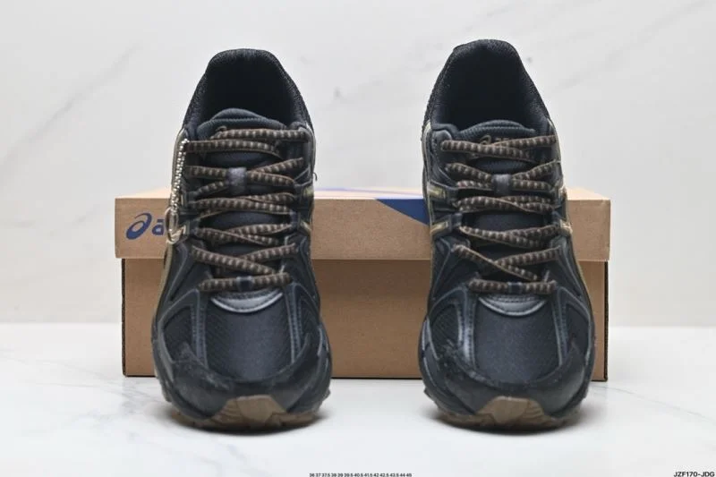 Asics Shoes FashionForward 3784