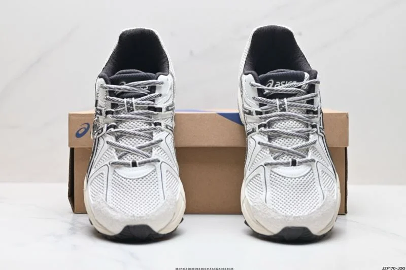 Asics Shoes Comfortable 3806