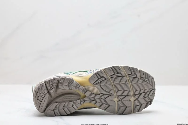 FastDry Asics Shoes 3854