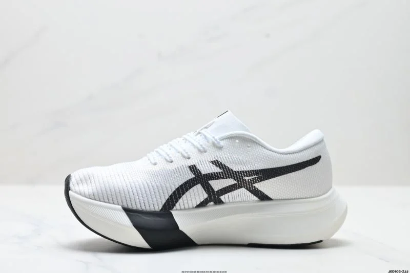 UrbanChic Asics Shoes 3781