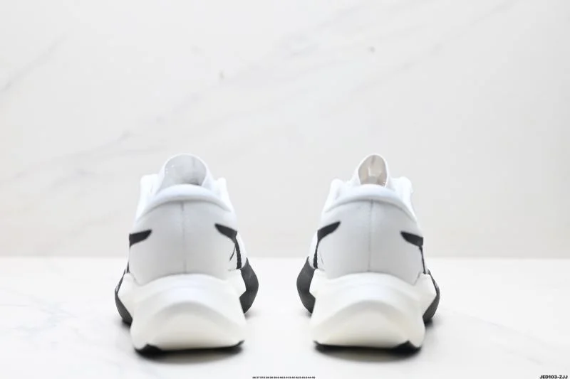 UrbanChic Asics Shoes 3781