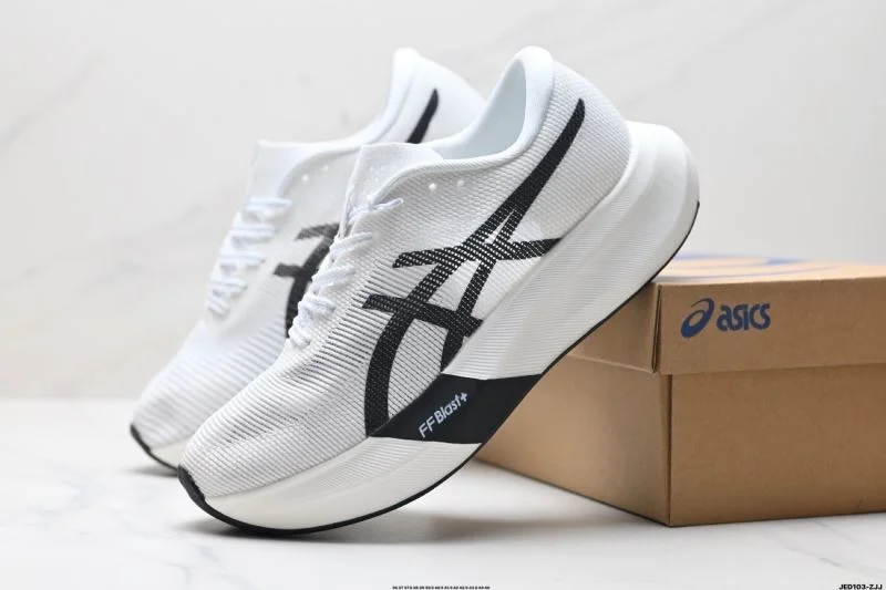 UrbanChic Asics Shoes 3781