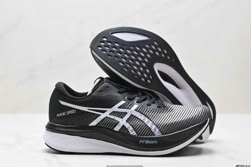 Asics Shoes FastDry 3786