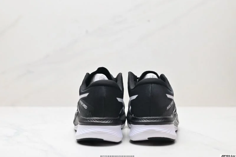 Asics Shoes FastDry 3786