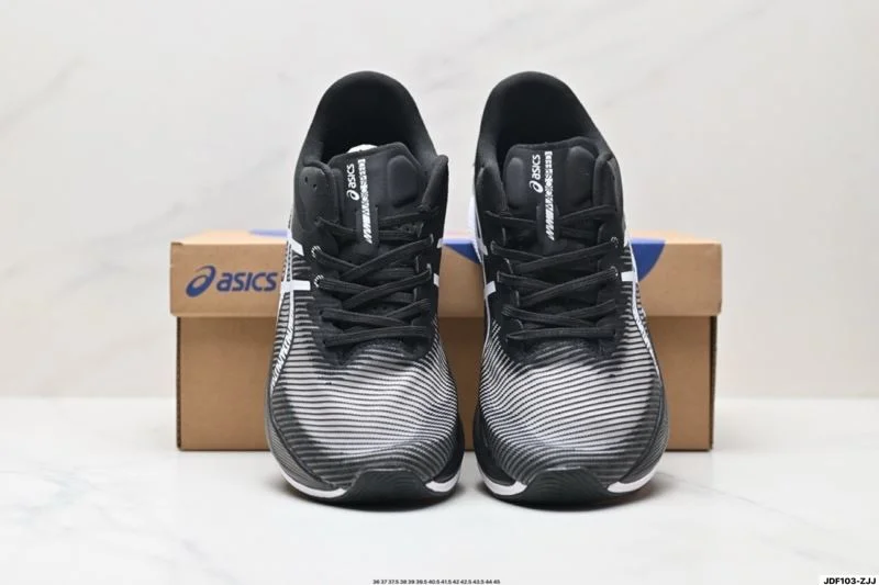 Asics Shoes FastDry 3786