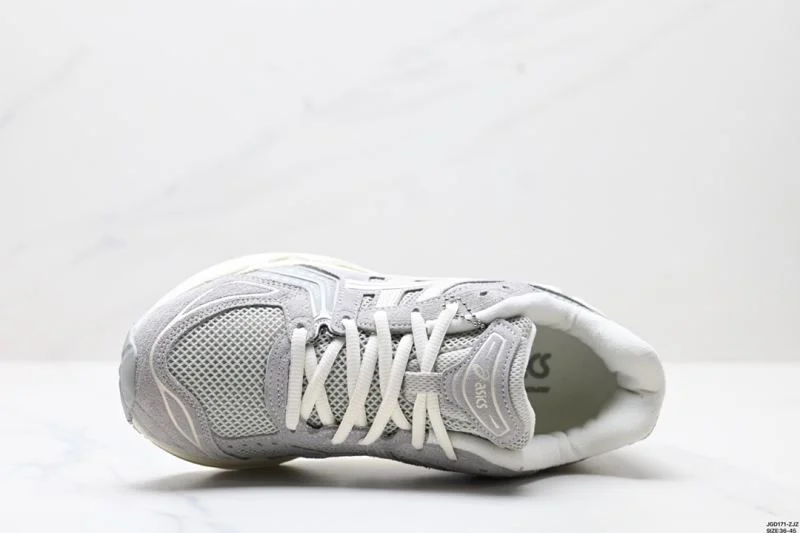 TechFriendly Asics Shoes 3754