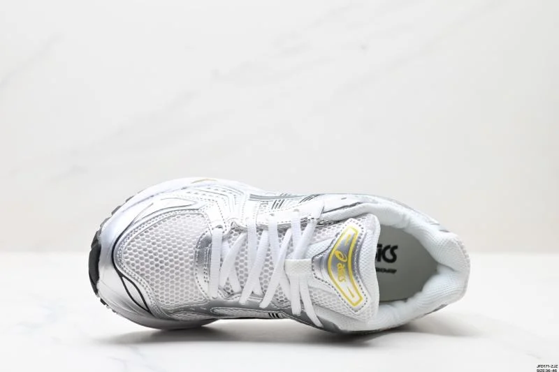 Asics Shoes Sleek 3762