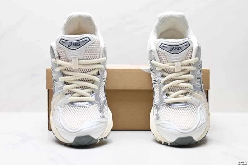 Asics Shoes Fashionable 3741