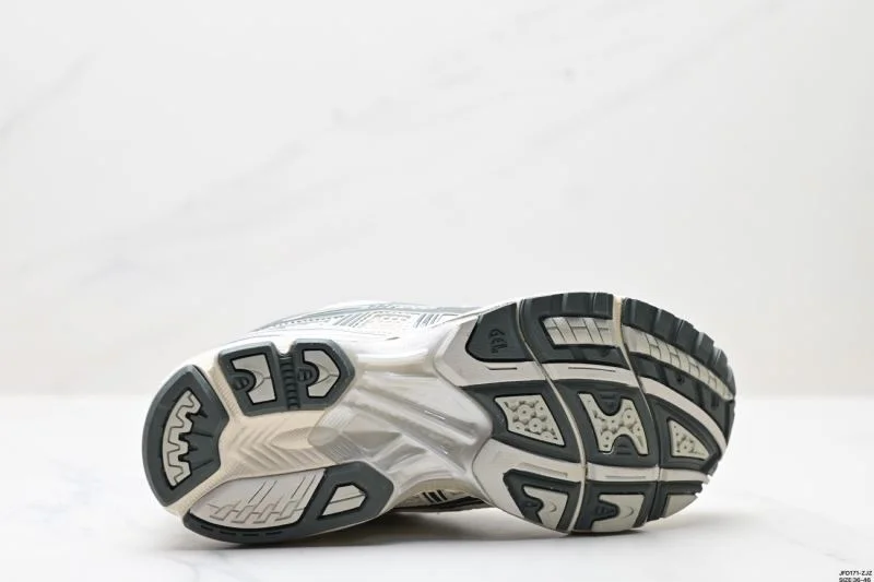 Asics Shoes Fashionable 3741
