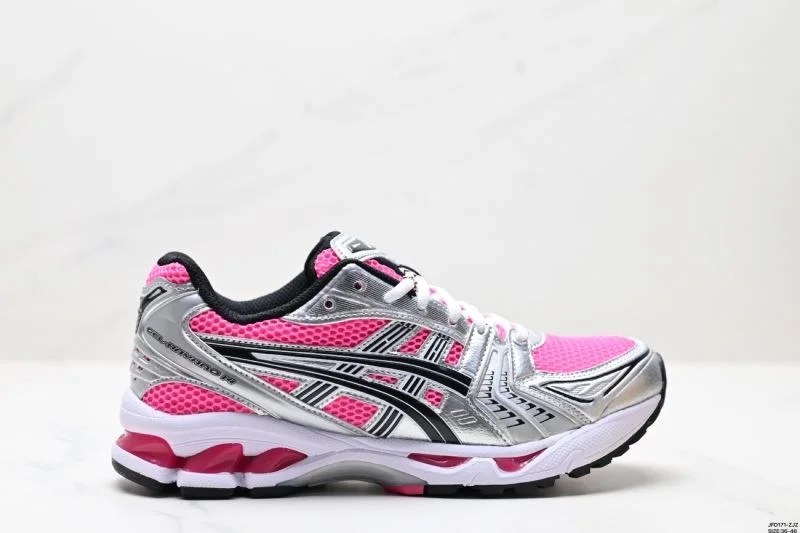 Asics Shoes Snug 3738
