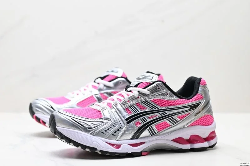 Asics Shoes Snug 3738