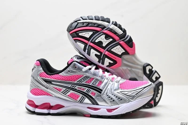 Asics Shoes Snug 3738